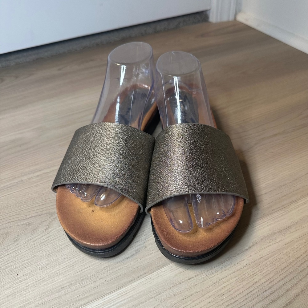 Seven7 Pearl Slide Metallic Bronze Platform Sandals Womens 10 Lug Sole 1053 - Picture 2 of 7